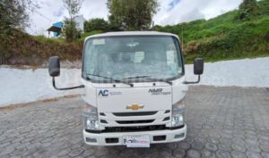 foto de Pesados marca Chevrolet seminuevo modelo NMR año 2024 en Quito