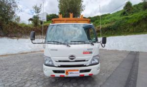 foto de Pesados marca Hino seminuevo modelo DUTRO 816 año 2023 en Quito