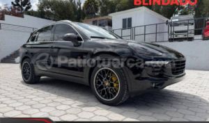foto de Autos marca Porsche seminuevo modelo Cayenne año 2016 en Pifo
