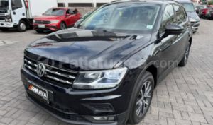 foto de Autos marca Volkswagen seminuevo modelo Tiguan Trendline año 2021 en Ambato