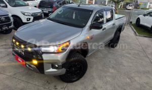 foto de Autos marca Toyota seminuevo modelo Hilux CD 4x2 Diesel año 2025 en Cuenca