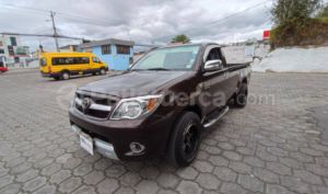 foto de Autos marca Toyota seminuevo modelo Hilux CS 4x2 año 2007 en Quito