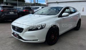 foto de Autos marca Volvo seminuevo modelo V40 año 2013