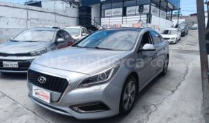 foto de Autos marca Hyundai seminuevo modelo Sonata Fe año 2017 en Quito