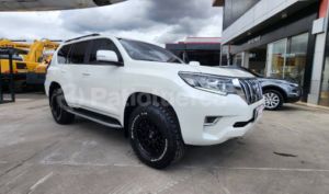 foto de Autos marca Toyota seminuevo modelo Land Cruiser Prado VX año 2024 en Cuenca