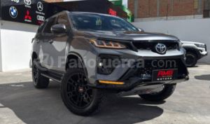 foto de Autos marca Toyota seminuevo modelo New Fortuner año 2022 en Cuenca
