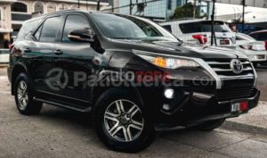 foto de Autos marca Toyota seminuevo modelo New Fortuner año 2017 en Guayaquil
