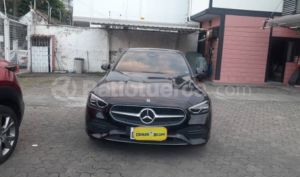 foto de Autos marca Mercedes Benz seminuevo modelo C 200 Avantgarde Hybrid año 2022 en Guayaquil