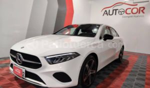 foto de Autos marca Mercedes Benz seminuevo modelo A 200 PROGRESSIVE SPORT año 2023 en Quito