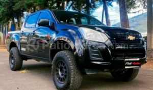 foto de Autos marca Chevrolet seminuevo modelo D-MAX CRDI 3.0 CD 4X4 año 2019 en Quito