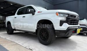 foto de Autos marca Chevrolet seminuevo modelo Silverado año 2026 en Quito