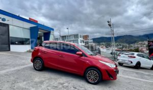 foto de Autos marca Toyota seminuevo modelo Yaris HB año 2020 en Loja