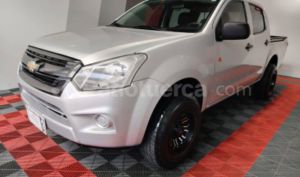 foto de Autos marca Chevrolet seminuevo modelo D-MAX CRDI 2.5 CD 4X2 TM DIESEL año 2025 en Quito