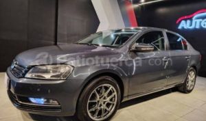 foto de Autos marca Volkswagen seminuevo modelo Passat año 2014 en Quito