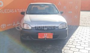 foto de Autos marca Chevrolet seminuevo modelo Corsa año 2000 en Cumbayá