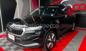foto de Autos marca Skoda seminuevo modelo KAROQ año 2023 en Guayaquil