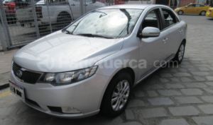 foto de Autos marca Kia seminuevo modelo Cerato Forte año 2013