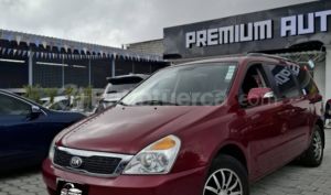 foto de Autos marca Kia seminuevo modelo Carnival año 2013 en Quito