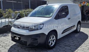 foto de Autos marca Citroen seminuevo modelo Berlingo año 2021 en Quito
