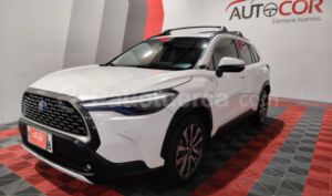 foto de Autos marca Toyota seminuevo modelo Corolla Cross High año 2022 en Quito