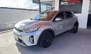foto de Autos marca Kia seminuevo modelo Stonic LX año 2018 en Quito