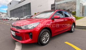 foto de Autos marca Kia seminuevo modelo Rio año 2020 en Quito