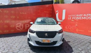 foto de Autos marca Peugeot seminuevo modelo 2008 año 2021 en Quito