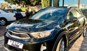 foto de Autos marca Kia seminuevo modelo Stonic LX año 2024 en Quito