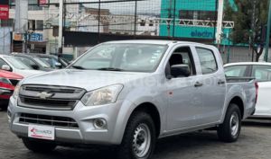 foto de Autos marca Chevrolet seminuevo modelo D MAX CRDI FULL 2.5. año 2021 en Quito