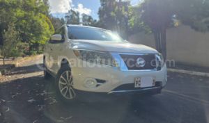 foto de Autos marca Nissan seminuevo modelo Pathfinder año 2013 en Quito