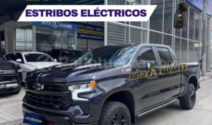 foto de Autos marca Chevrolet seminuevo modelo Silverado Trailboss Z71 AC año 2024 en Guayaquil