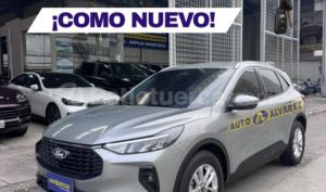 foto de Autos marca Ford seminuevo modelo Escape Titanium año 2025 en Guayaquil