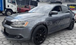foto de Autos marca Volkswagen seminuevo modelo New Jetta año 2014 en Quito