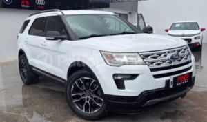 foto de Autos marca Ford seminuevo modelo Explorer XLT año 2019 en Cuenca