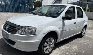 foto de Autos marca Renault seminuevo modelo Logan año 2011