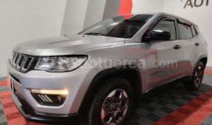 foto de Autos marca Jeep seminuevo modelo New Compass Sport año 2018 en Quito