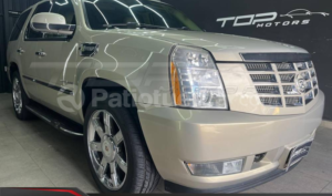 foto de Autos marca Cadillac seminuevo modelo Escalade Hibrido año 2010 en Cumbayá