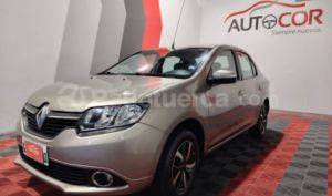foto de Autos marca Renault seminuevo modelo Logan año 2019 en Quito