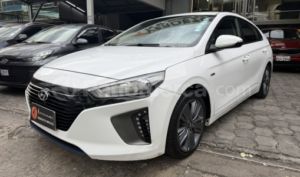 foto de Autos marca Hyundai seminuevo modelo Ioniq Hybrid año 2017