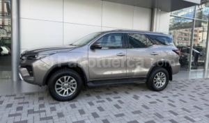 foto de Autos marca Toyota seminuevo modelo New Fortuner año 2022