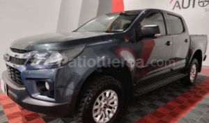 foto de Autos marca Chevrolet seminuevo modelo COLORADO LTZ año 2023 en Quito