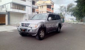 foto de Autos marca Mitsubishi seminuevo modelo Montero 5P año 2002 en Quito