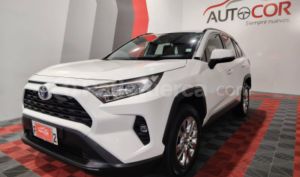 foto de Autos marca Toyota seminuevo modelo RAV 4 año 2022 en Quito