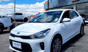 foto de Autos marca Kia seminuevo modelo RIO EX año 2020 en Cuenca