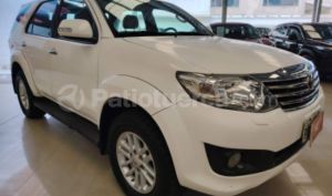 foto de Autos marca Toyota seminuevo modelo New Fortuner año 2015 en Quito