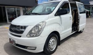 Hyundai H1 2012