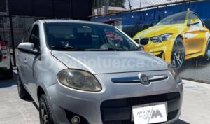 foto de Autos marca Fiat seminuevo modelo PALIO ATTRACTIVE año 2013 en Quito