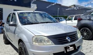 foto de Autos marca Renault seminuevo modelo Logan año 2011 en Quito