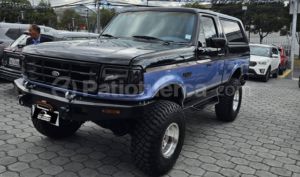 foto de Autos marca Ford seminuevo modelo Bronco año 1994 en Quito