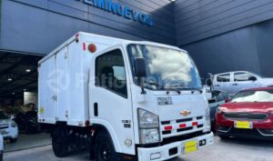 foto de Pesados marca Chevrolet seminuevo modelo NLR año 2015